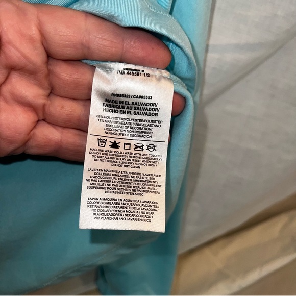 Women’s Nike Dri-Fit size Medium - Picture 7 of 8